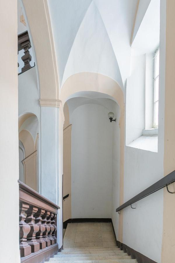 New Stylish 3 Suites Bedrooms Apt In Mala Strana - N2Nd 프라하 외부 사진