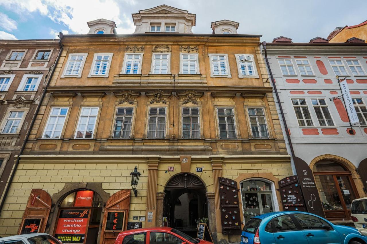 New Stylish 3 Suites Bedrooms Apt In Mala Strana - N2Nd 프라하 외부 사진